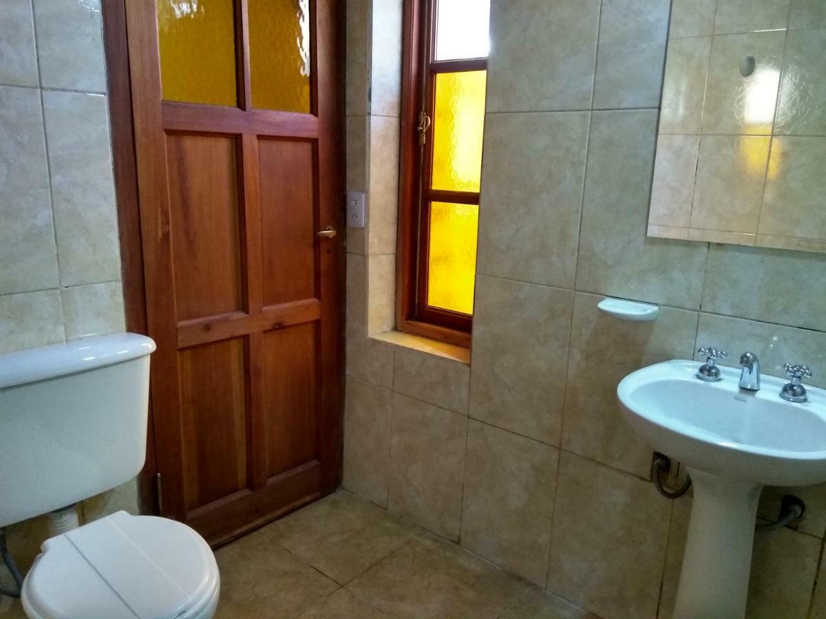 Hostal Killari Cafayate Exteriör bild